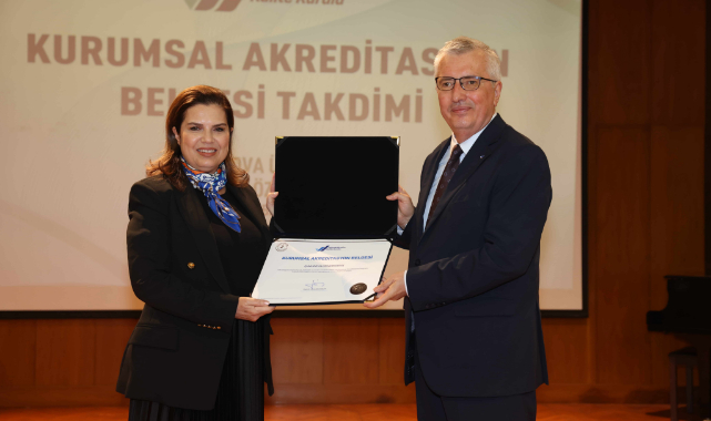 ÇÜ YÖKAK'tan Kurumsal Akreditasyon Almaya Hak Kazandı