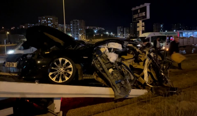 Düğün Dönüşü Kaza:4 Yaralı