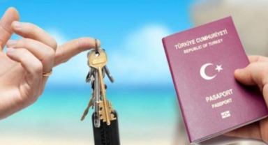 Gürer:''Hem Ev Alıyorlar Hem Vatandaşlık!''