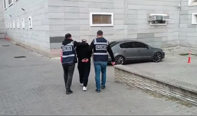 Husumetlisini Bacağından Vurdu