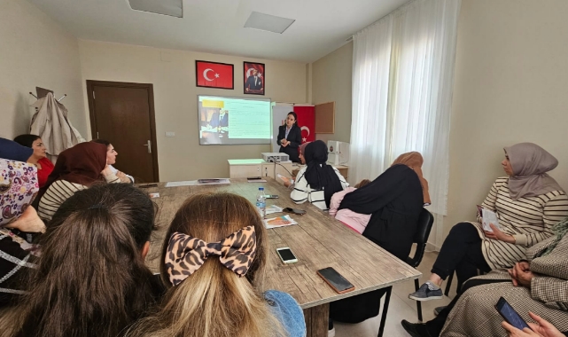 Kadınlara ''Medeni Kanun ve Kadın Hakları'' Eğitimi