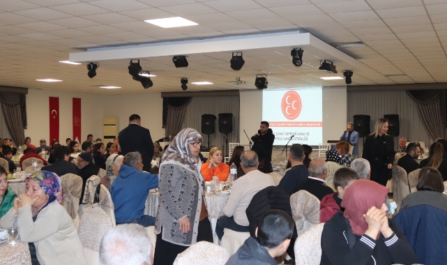 MHP Adana İl’den Depremzedelere İftar