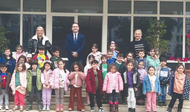 Miniklerden TRT’ye Ziyaret