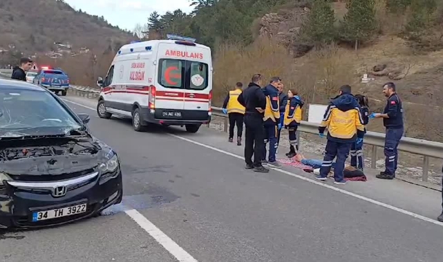 Otomobil Bariyerlere Çarptı