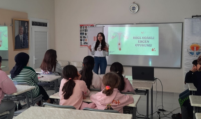 Regl Odaklı Ergen Oturumu