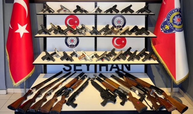 Seyhan'da 50 Ruhsatsız Silah Ele Geçirildi