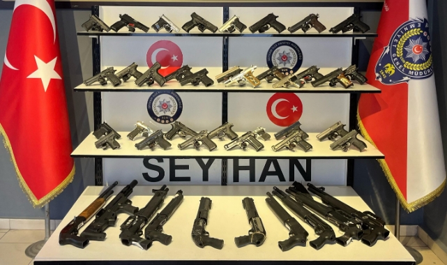 Seyhan'da Denetim:Ruhsatsız 53 Silah Ele Geçirildi