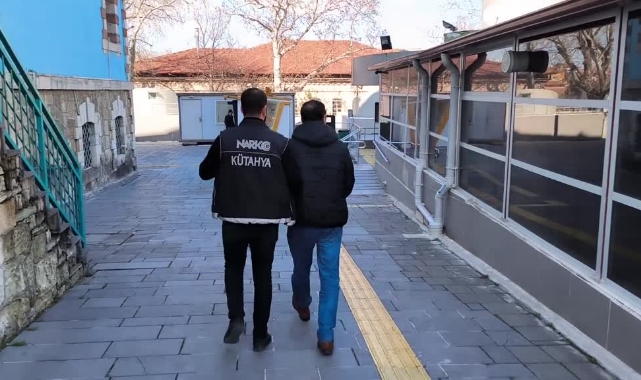 Uyuşturucu Kuryesi Polisten Kaçamadı
