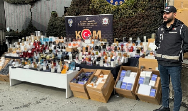 129 Bin 386 Şişe Kaçak Parfüm Ele Geçirildi