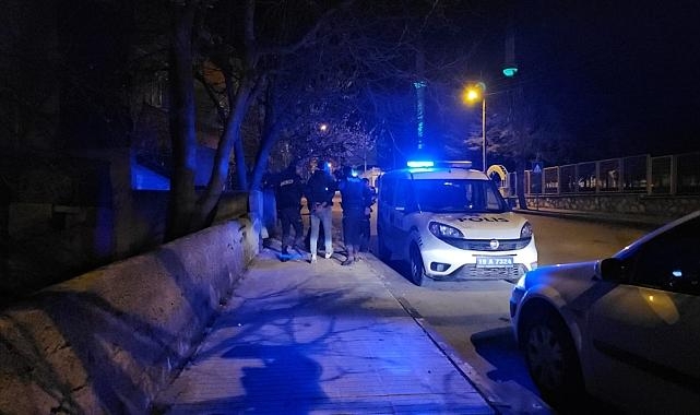 5 Ayrı Suçtan Aranan Genç Kardeşinin Kimliğiyle Yakalandı