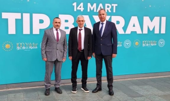 Akın Vural’a ‘Yılın Doktoru’ Ünvanı