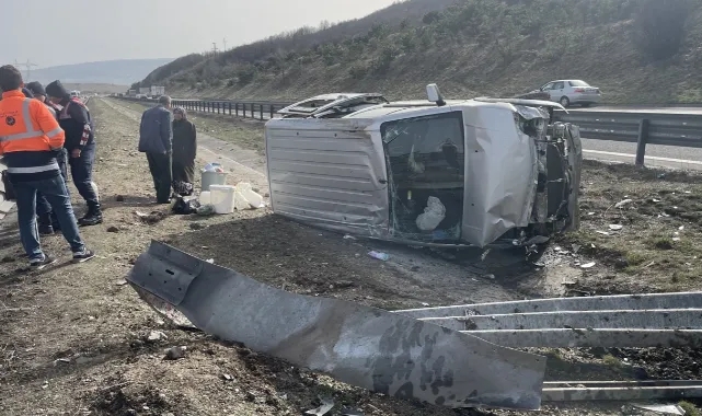 Bariyerlere Çarpıp Devrildi:1 Yaralı