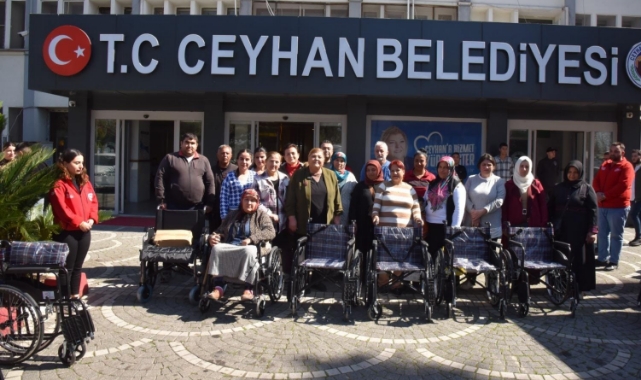 Ceyhanlılar, Engelleri Dayanışmayla Aşıyor