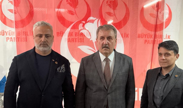 Destici’ye Coşkulu Karşılama