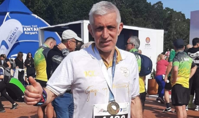 Dr. Akın Vural Madalya Avcısı Gibi