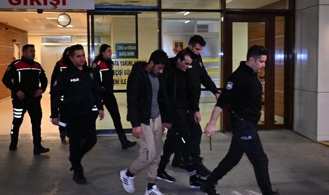 Dur İhtarına Uymayan Araçtan Düzensiz Göçmenler Çıktı
