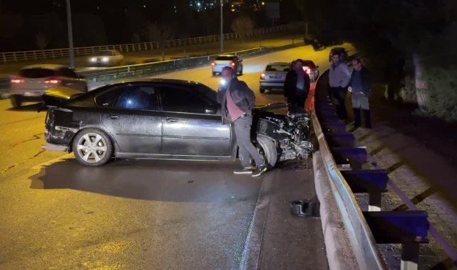 Kontrolden Çıktı, Bariyerlere Çarptı