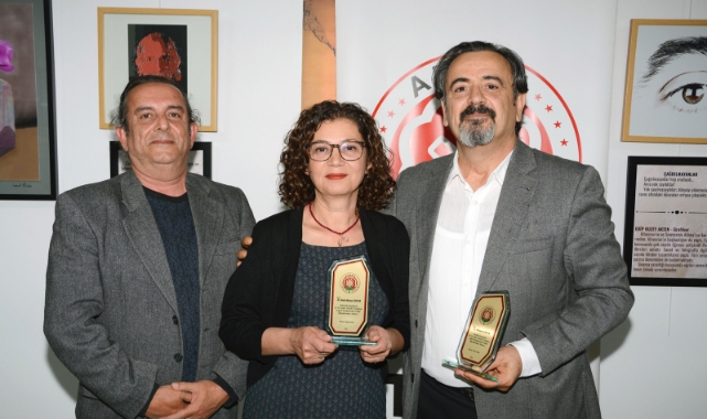Mesleğinde 50-40 Ve 30 Yılını Dolduran Hekimlere Plaket Verildi