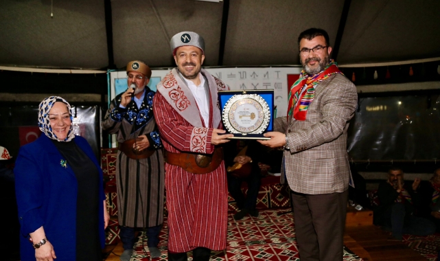 Nacar, Yüreğir’in Anahtarını Aldı