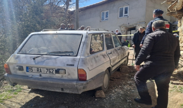Otomobilinin Altında Kalarak Öldü!