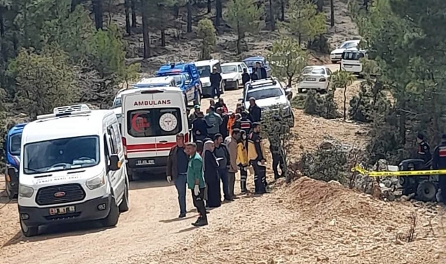 Tarım Aracı Şarampole Devrildi:1 Ölü