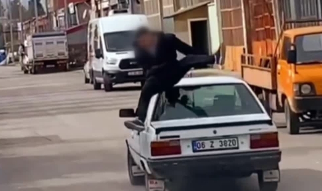 Tavanına Çıktığı Seyir Halindeki Otomobilden Düştü