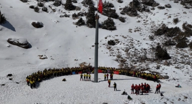 Yazıcıoğlu, KEŞ Dağı'na Tırmanışla Anıldı