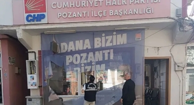 CHP Pozantı İlçe Başkanlığına Taşlı Saldırı!