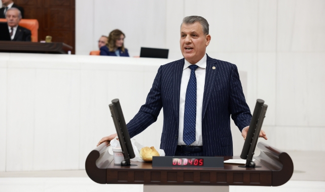 "Daha Güzel Günlerde, Nice Bayramlar Kutlayacağız"