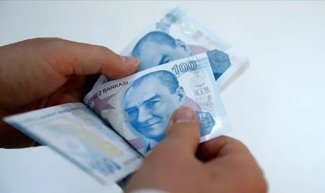 Emeklilere Bayram İkramiyeleri Ödenmeye Başladı