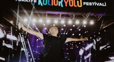 Haluk Levent Konseri Adana'yı Coşturdu