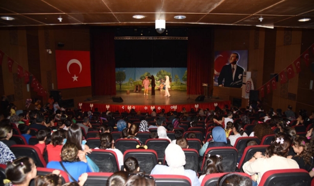 Kadir Aydar'dan Çocuklara ''23 Nisan'' Hediyesi