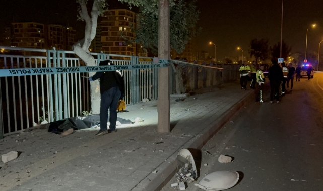 Kaldırıma Çarpıp Takla Attı! 2 Ölü