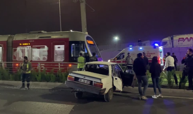 Kontrolden Çıktı, Tramvay Yoluna Girdi