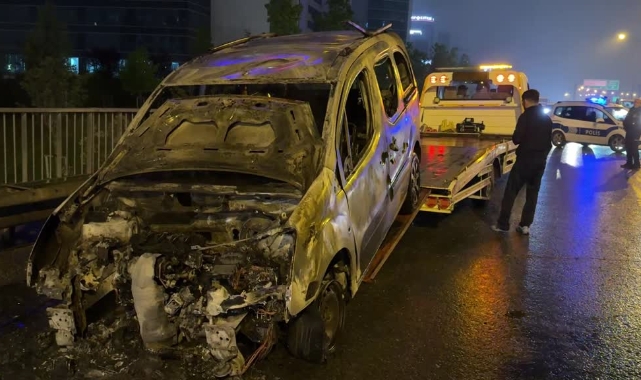 Seyir Halindeyken Alev Aldı