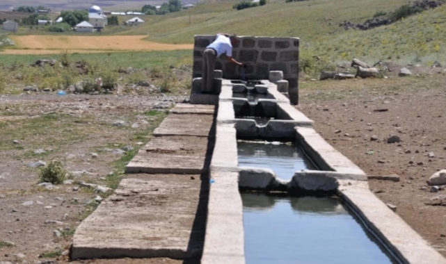 Su Dolu Yalağa Düşen Çocuk Boğuldu