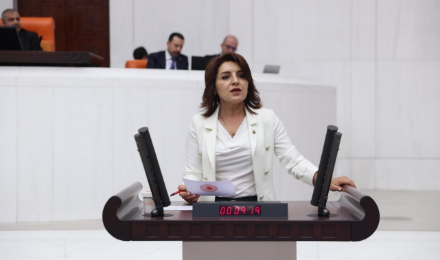 ''Turist Rehberleri Yanlıştan Dönülmesini Bekliyor''