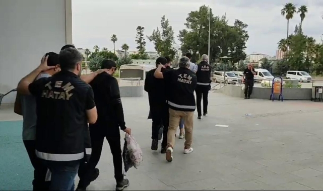 10 Adrese DEAŞ Baskını:10 Gözaltı