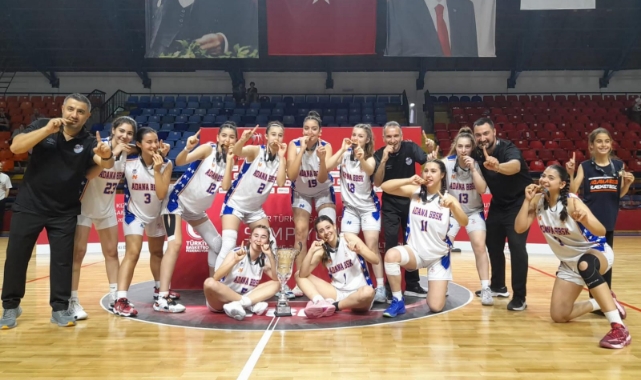 ABB U16 Kız Basketbol Takımı Türkiye Şampiyonu