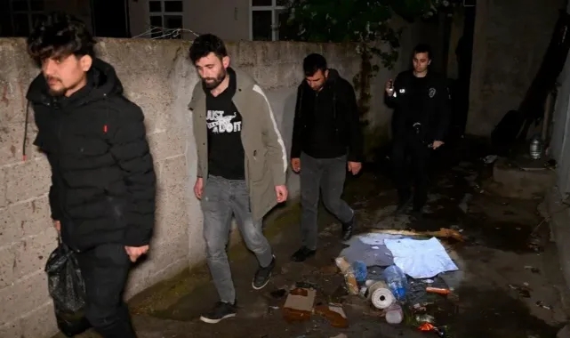 Bir Evde 16 Düzensiz Göçmen Yakalandı