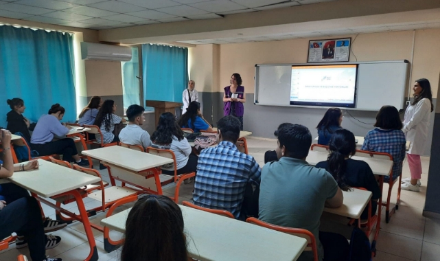 Büyükşehir'den ''Sınav Kaygısı İle Baş Etme'' Semineri