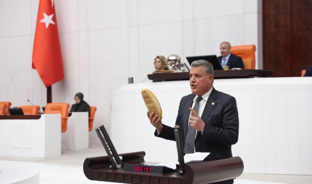 Meclis Kürsüsünden ''Ekmekli'' İsyan!