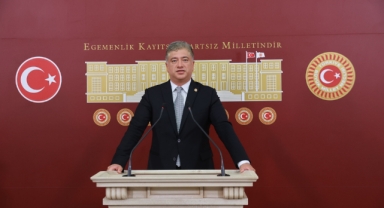 Sadullah Kısacık Esnafın Sorunlarını Meclise Taşıdı