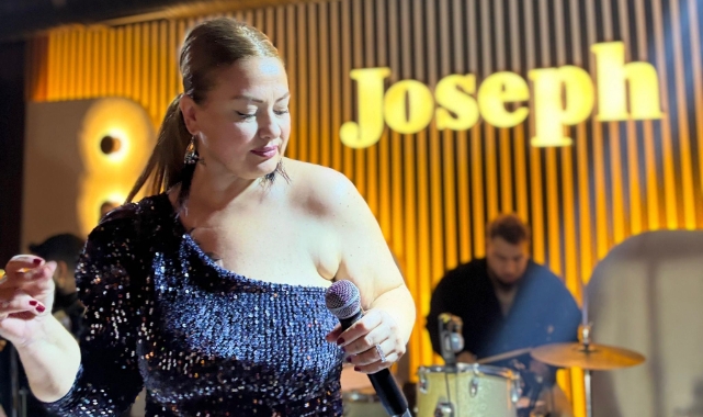 Seda İnan Joseph Cafe & Restaurant'ta Sahne Almaya Başladı
