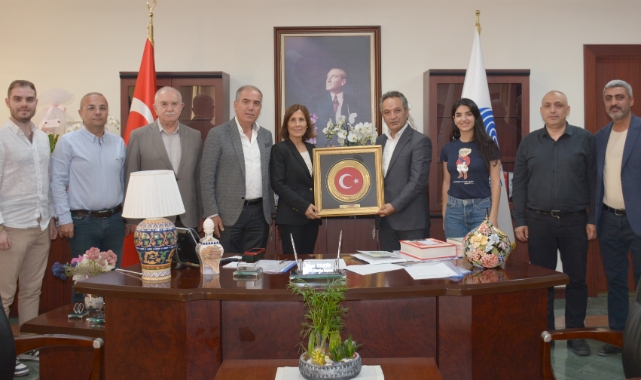 ''Seyhan’ı Hak Ettiği Yere Taşıyacağız''