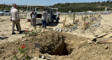 Ünlü Fenomenin Mezarı Açıldı