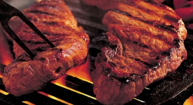 Doç. Dr. Gökhan Alıcı Uyardı:''Aşırı Kırmızı Et Tüketimi Kalbi Yoruyor''