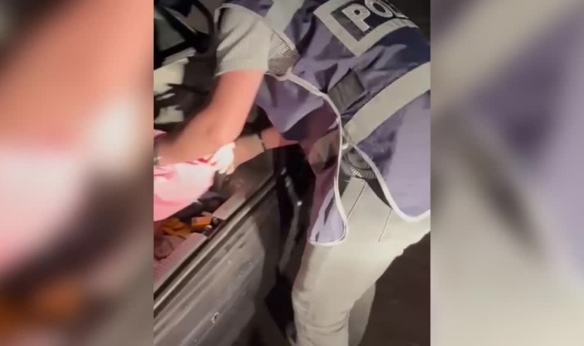 Otomobilin Hopörlerinden Eroin Çıktı