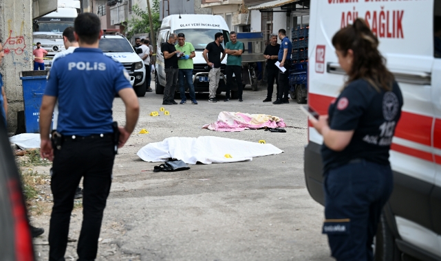 Sokak Ortasında Aile Katliamı!