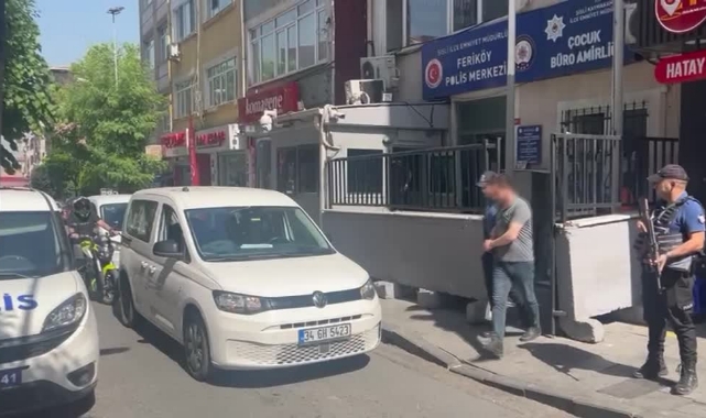 Yolda Karşılaştığı Husumetlisini Silahla Vurdu